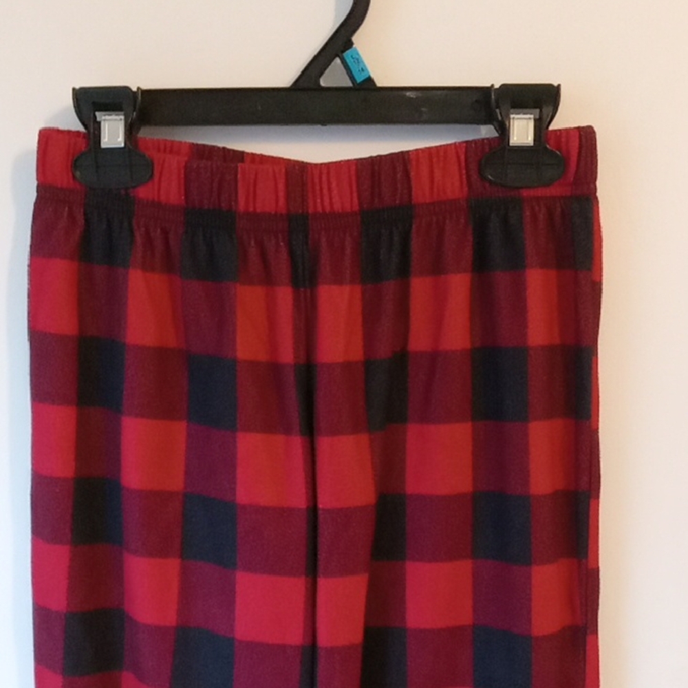 Wondershop Plaid Boys Pajamas - Red & Black Christmas PJ Set - Picture 6 of 9